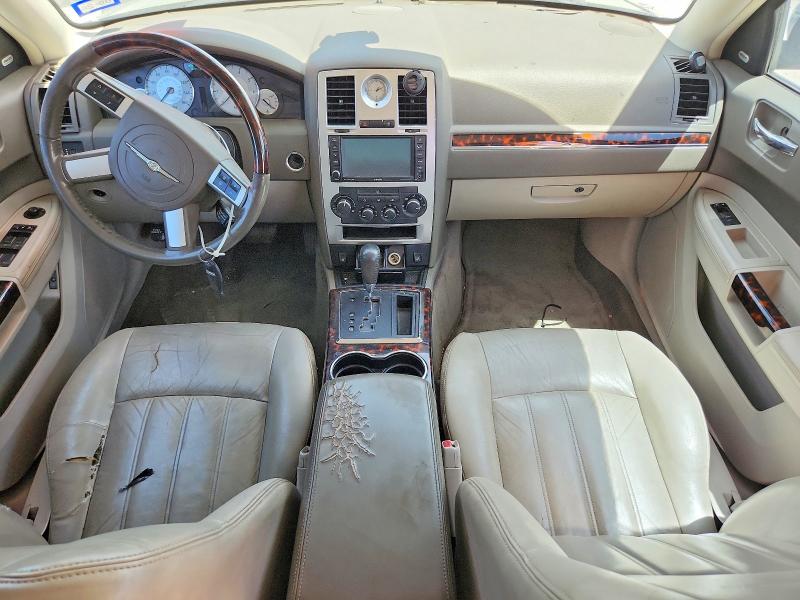 Photo 8 from auction – 2008 CHRYSLER 300C with VIN 2C3KA63H88H219875