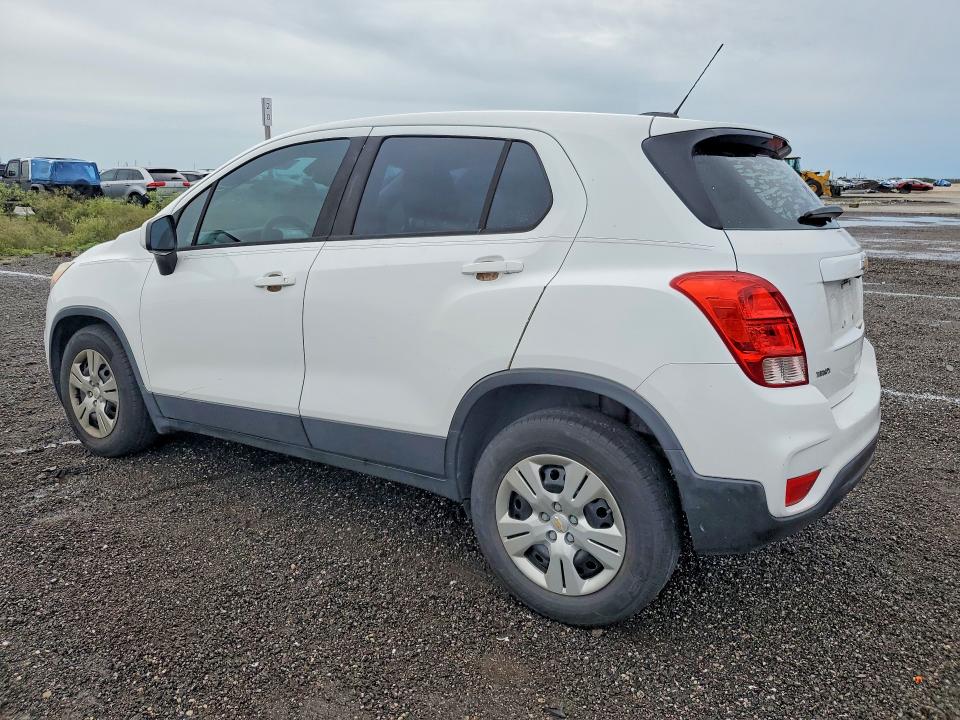Photo 2 from auction – 2017 CHEVROLET TRAX with VIN KL7CJKSB4HB203071