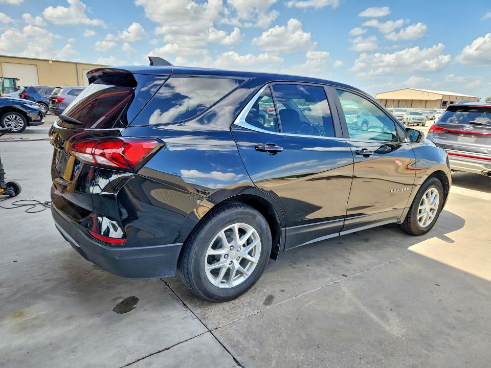 Photo 3 from auction – 2023 CHEVROLET EQUINOX with VIN 3GNAXKEG4PL186597