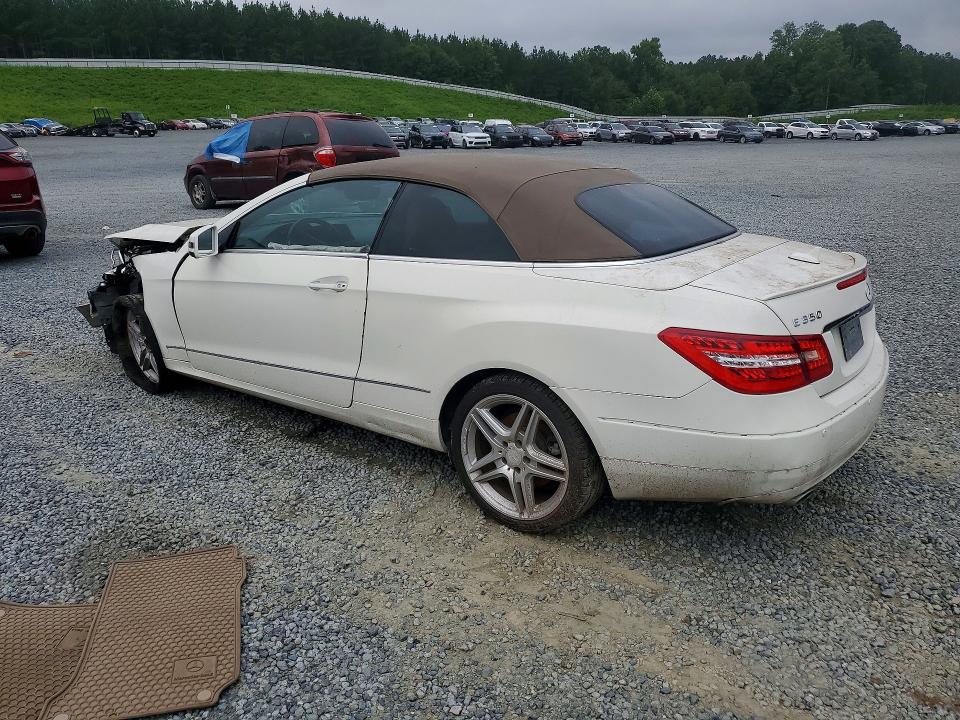 Photo 2 from auction – 2011 MERCEDES-BENZ E with VIN WDDKK5GF5BF058198