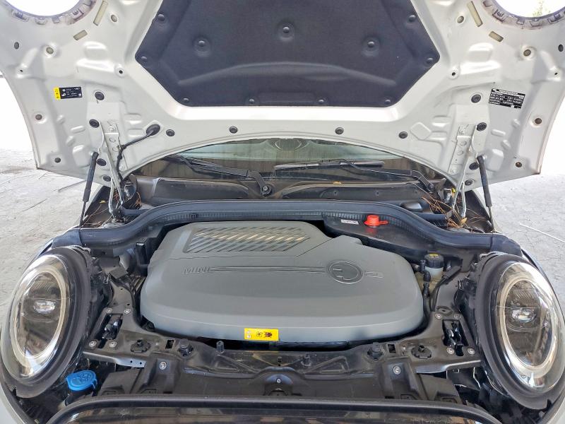 Photo 11 from auction – 2022 MINI COOPER with VIN WMW13DJ07N2R94396
