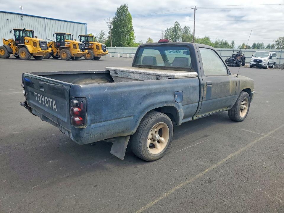Photo 3 from auction – 1994 TOYOTA PICKUP with VIN 4TARN81A9RZ287728