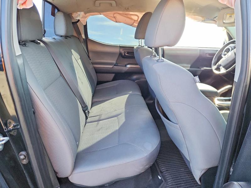 Photo 10 from auction – 2018 TOYOTA TACOMA with VIN 3TMAZ5CN2JM061878