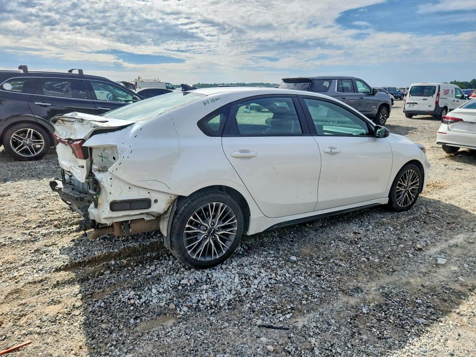 Photo 3 from auction – 2023 KIA FORTE with VIN 3KPF54AD9PE523555