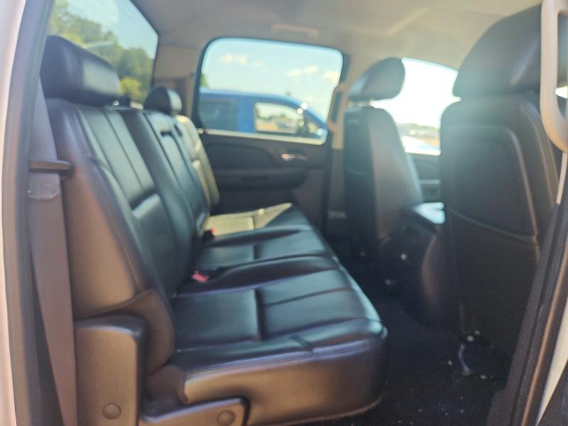 Photo 10 from auction – 2011 GMC SIERRA with VIN 3GTP2WE34BG365486