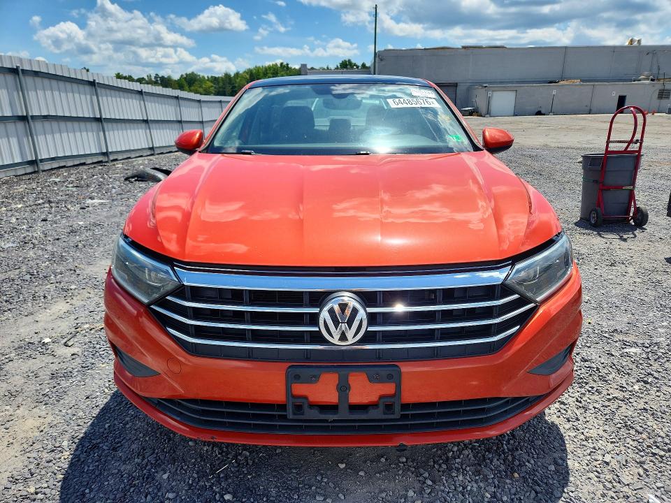 Photo 5 from auction – 2021 VOLKSWAGEN JETTA with VIN 3VWE57BUXMM013029