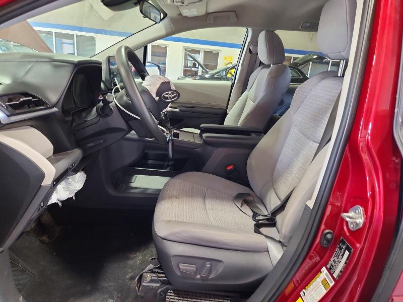 Photo 7 from auction – 2021 TOYOTA SIENNA with VIN 5TDKRKEC0MS006901