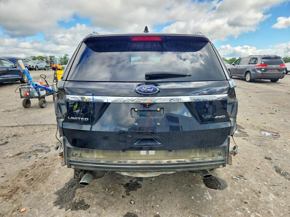 Photo 6 from auction – 2016 FORD EXPLORER with VIN 1FM5K8F80GGC90068