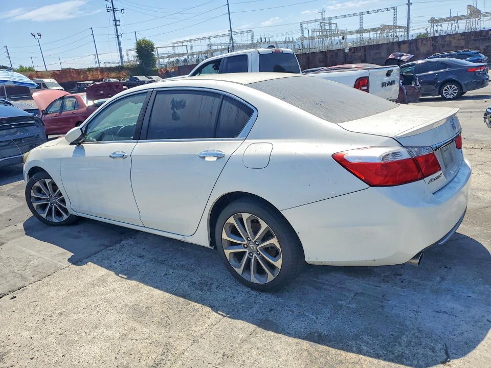 Photo 2 from auction – 2014 HONDA ACCORD with VIN 1HGCR2F52EA223970