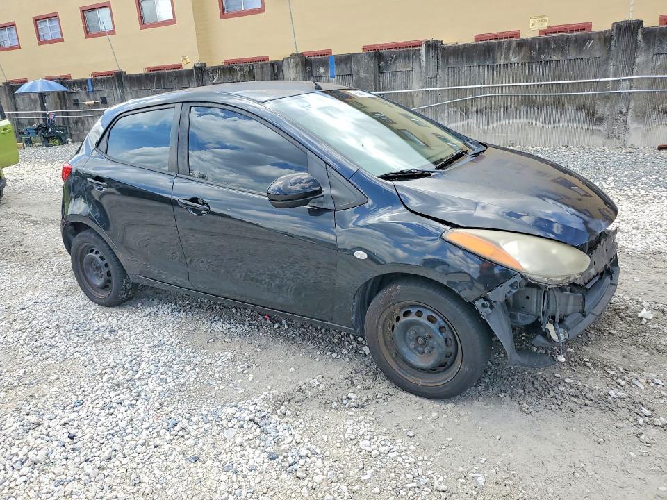 Photo 4 from auction – 2014 MAZDA MAZDA2 with VIN JM1DE1KZXE0182091