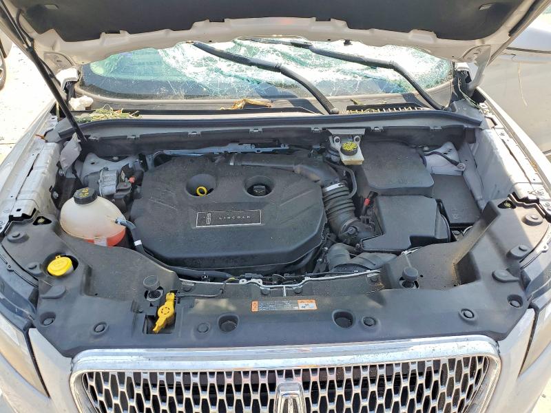 Снимка 12 от търг – 2019 LINCOLN MKC с VIN 5LMCJ3C94KUL03504