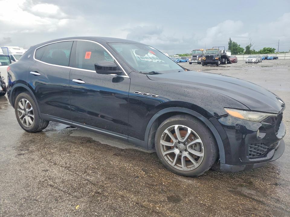Photo 4 from auction – 2017 MASERATI LEVANTE with VIN ZN661XUA7HX237671