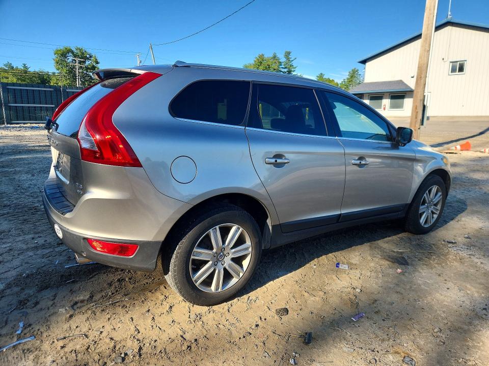 Photo 3 from auction – 2012 VOLVO XC60 with VIN YV4902DZ6C2262851