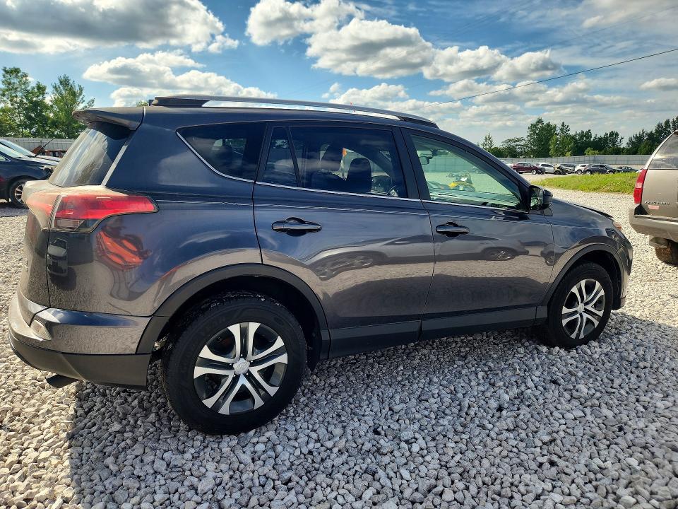 Photo 3 from auction – 2016 TOYOTA RAV4 with VIN JTMBFREVXGJ091427