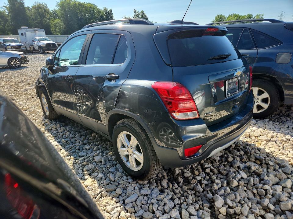 Photo 2 from auction – 2017 CHEVROLET TRAX with VIN 3GNCJLSB6HL218783