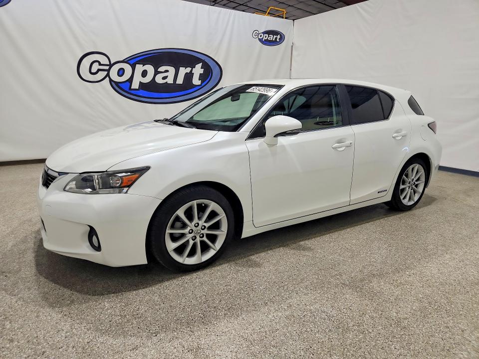 2013 LEXUS CT