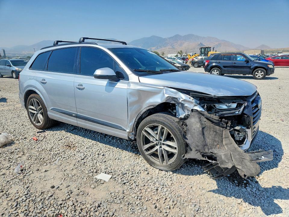 Photo 4 from auction – 2018 AUDI Q7 with VIN WA1VAAF74JD014078
