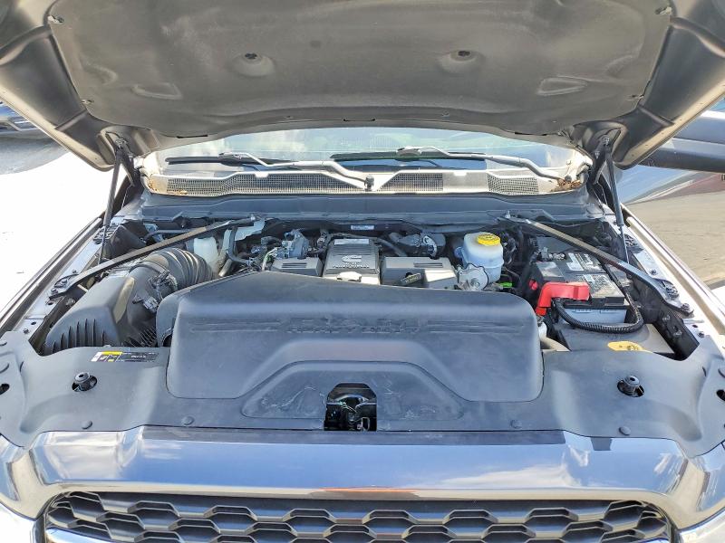 Photo 11 from auction – 2022 RAM 2500 with VIN 3C6UR5DLXNG124117