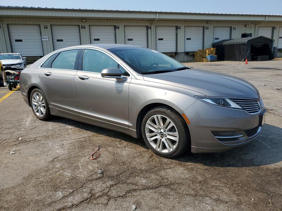 Photo 4 from auction – 2016 LINCOLN MKZ with VIN 3LN6L2J99GR602945