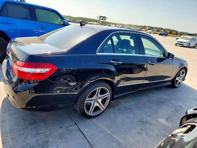 Photo 3 from auction – 2010 MERCEDES-BENZ E with VIN WDDHF5GB2AA052253