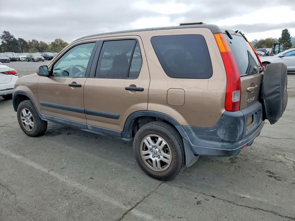Photo 2 from auction – 2002 HONDA CR-V with VIN JHLRD788X2C083911