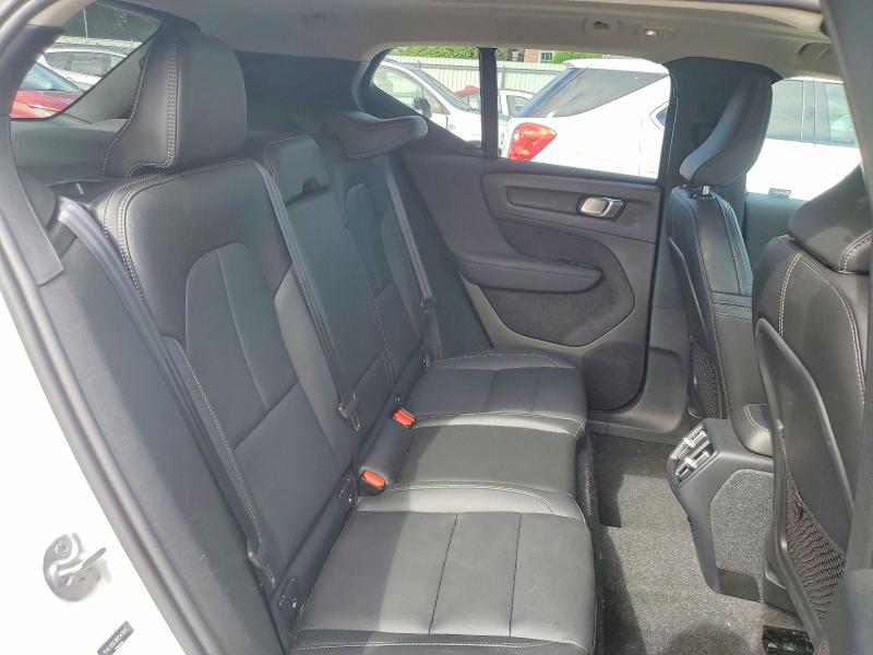 Photo 11 from auction – 2024 VOLVO XC40 with VIN YV4L12UL8R2347875