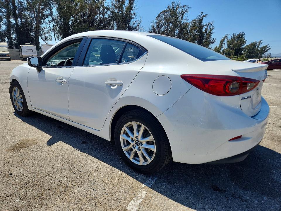 Photo 2 from auction – 2016 MAZDA 3 with VIN JM1BM1V72G1283949