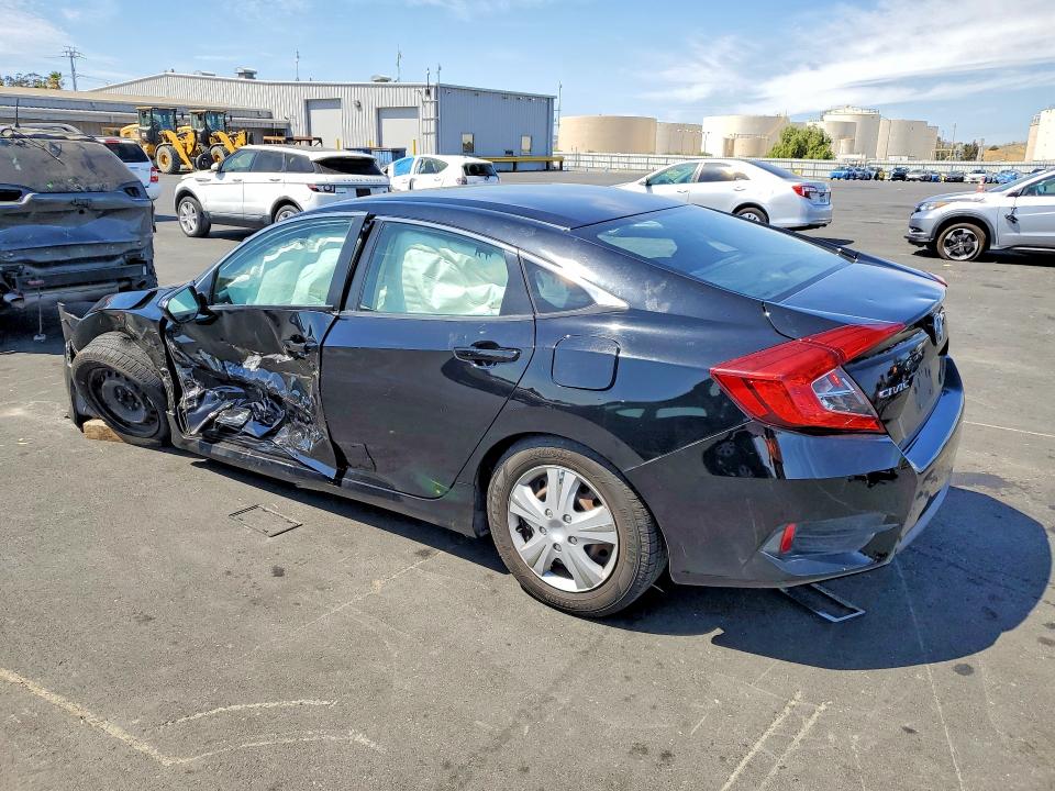 Photo 2 from auction – 2016 HONDA CIVIC with VIN 19XFC2F57GE223945