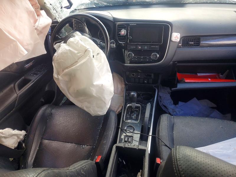 Photo 8 from auction – 2017 MITSUBISHI OUTLANDER with VIN JA4AD3A36HZ057436