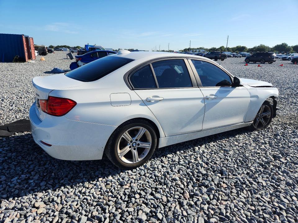Photo 3 from auction – 2015 BMW 328 with VIN WBA3A5G52FNS84748