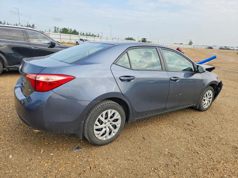 Photo 3 from auction – 2018 TOYOTA COROLLA with VIN 2T1BURHE6JC075505