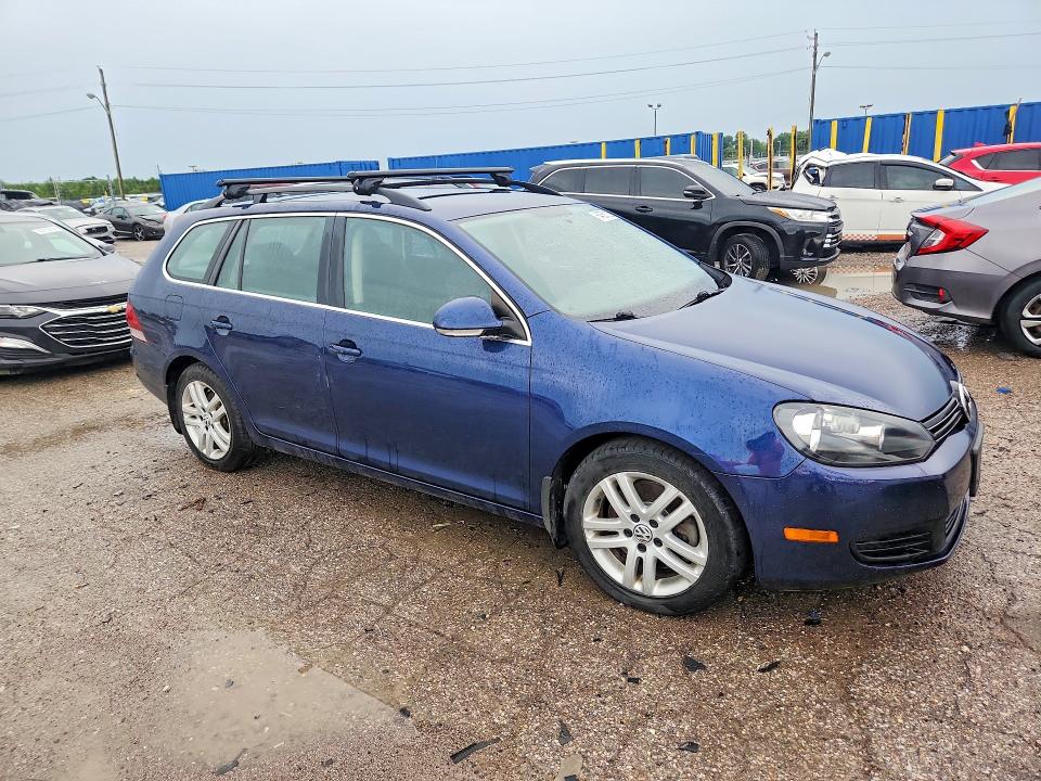 Photo 4 from auction – 2014 VOLKSWAGEN JETTA with VIN 3VWML7AJ6EM628669