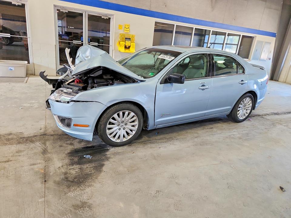 FORD FUSION 2011 with VIN 3FADP0L30BR183153 - Photo from auction