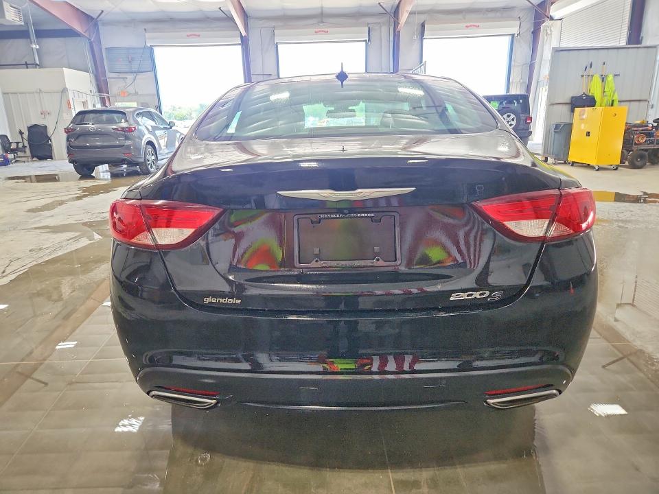 Photo 6 from auction – 2015 CHRYSLER 200 with VIN 1C3CCCBG6FN551517