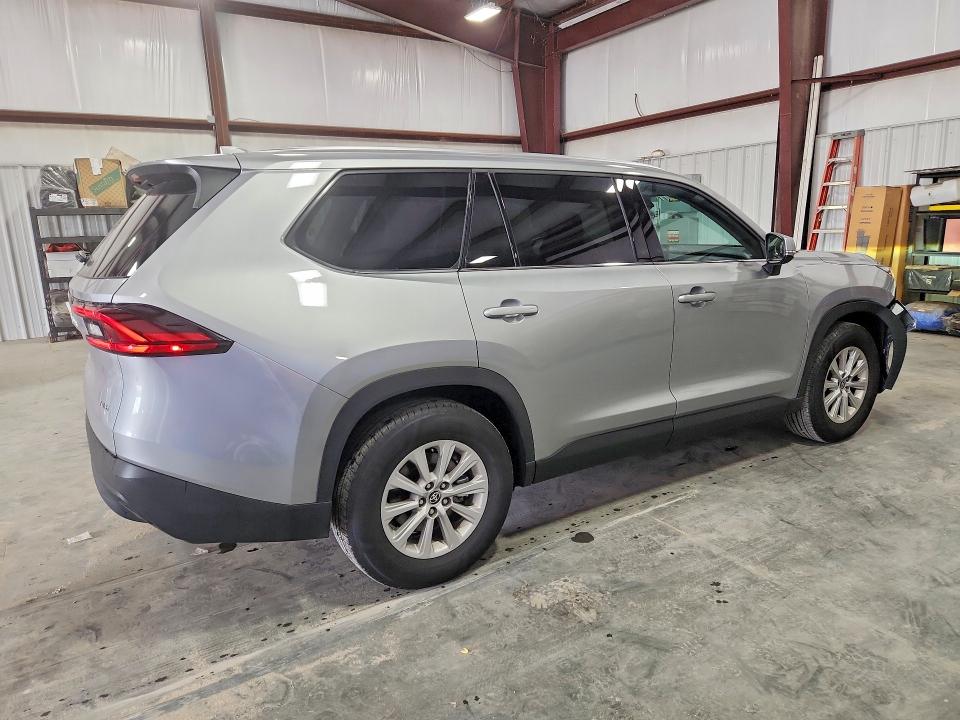 Photo 3 from auction – 2026 TOYOTA GRAND HIGHLANDER with VIN 5TDAAAB56TS129796