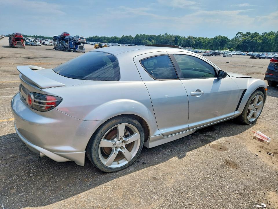 Photo 3 from auction – 2004 MAZDA RX8 with VIN JM1FE17N440118058