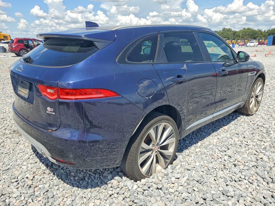 Photo 3 from auction – 2018 JAGUAR F-PACE with VIN SADCM2FV8JA289824