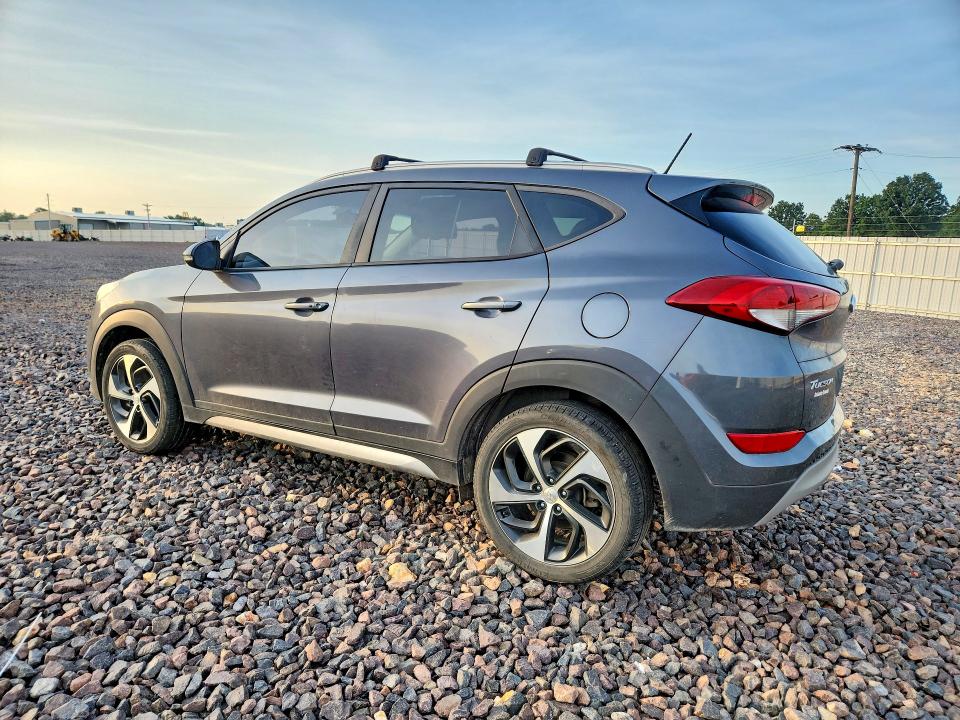 Photo 2 from auction – 2017 HYUNDAI TUCSON with VIN KM8J33A23HU380156