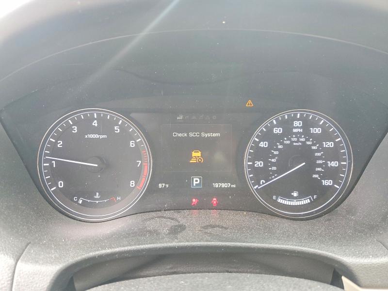 Photo 9 from auction – 2015 HYUNDAI GENESIS with VIN KMHGN4JEXFU094418