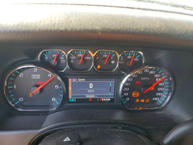 Photo 9 from auction – 2015 CHEVROLET SUBURBAN with VIN 1GNSKHKC1FR508918