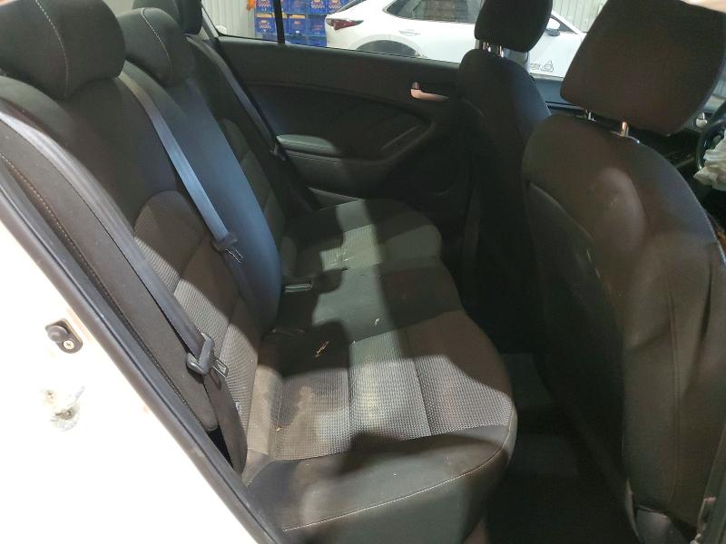 صورة رقم 10 من المزاد - 2017 KIA FORTE مع VIN 3KPFK4A77HE060111
