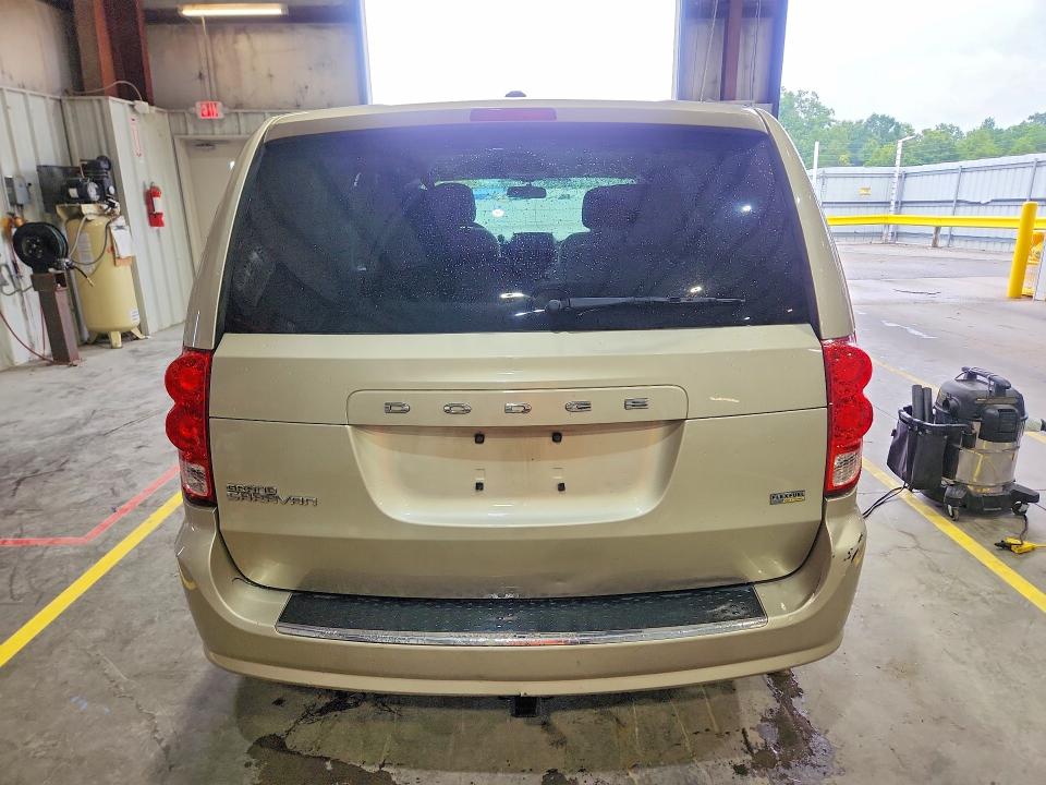 Foto 6 de la subasta – 2014 DODGE GRAND CARA con VIN 2C4RDGBG4ER243628