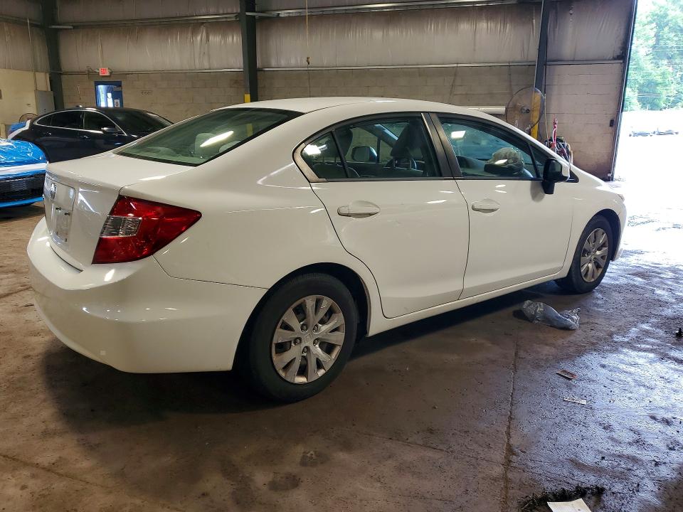 Photo 3 from auction – 2012 HONDA CIVIC with VIN 19XFB2F53CE343707