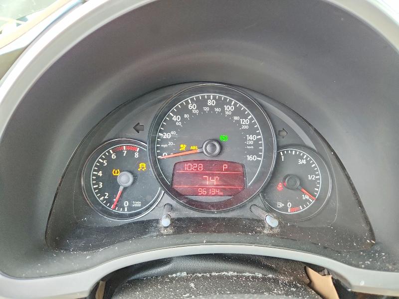 Photo 9 from auction – 2012 VOLKSWAGEN BEETLE with VIN 3VWJP7AT6CM661497