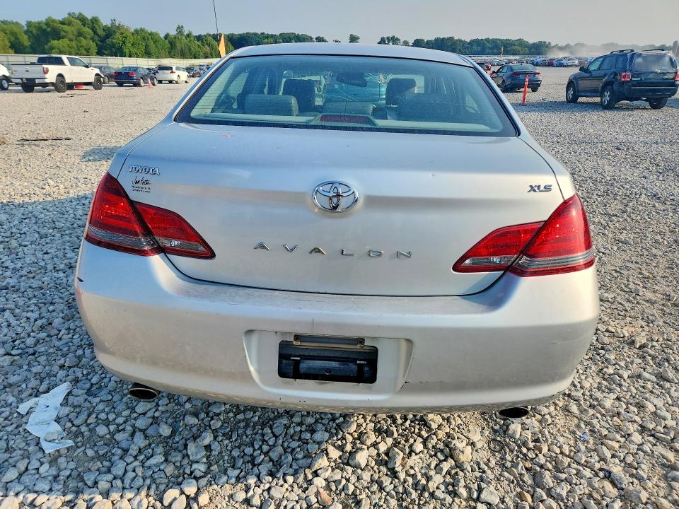 صورة رقم 6 من المزاد - 2008 TOYOTA AVALON مع VIN 4T1BK36BX8U289241