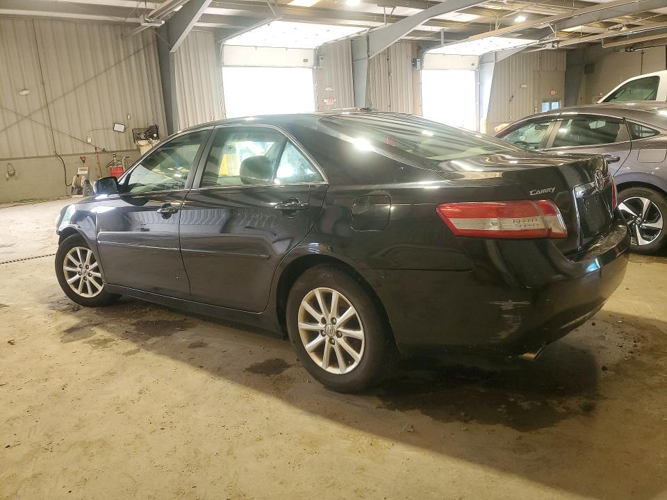 Photo 2 from auction – 2011 TOYOTA CAMRY with VIN 4T1BK3EK0BU624113