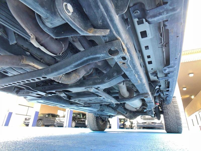 Photo 12 from auction – 2022 JEEP GLADIATOR with VIN 1C6JJTEG5NL163197