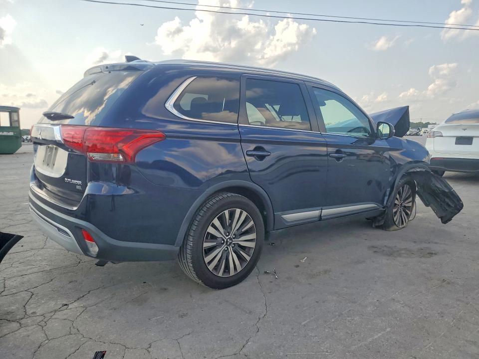 Photo 3 from auction – 2019 MITSUBISHI OUTLANDER with VIN JA4AD3A38KZ011484