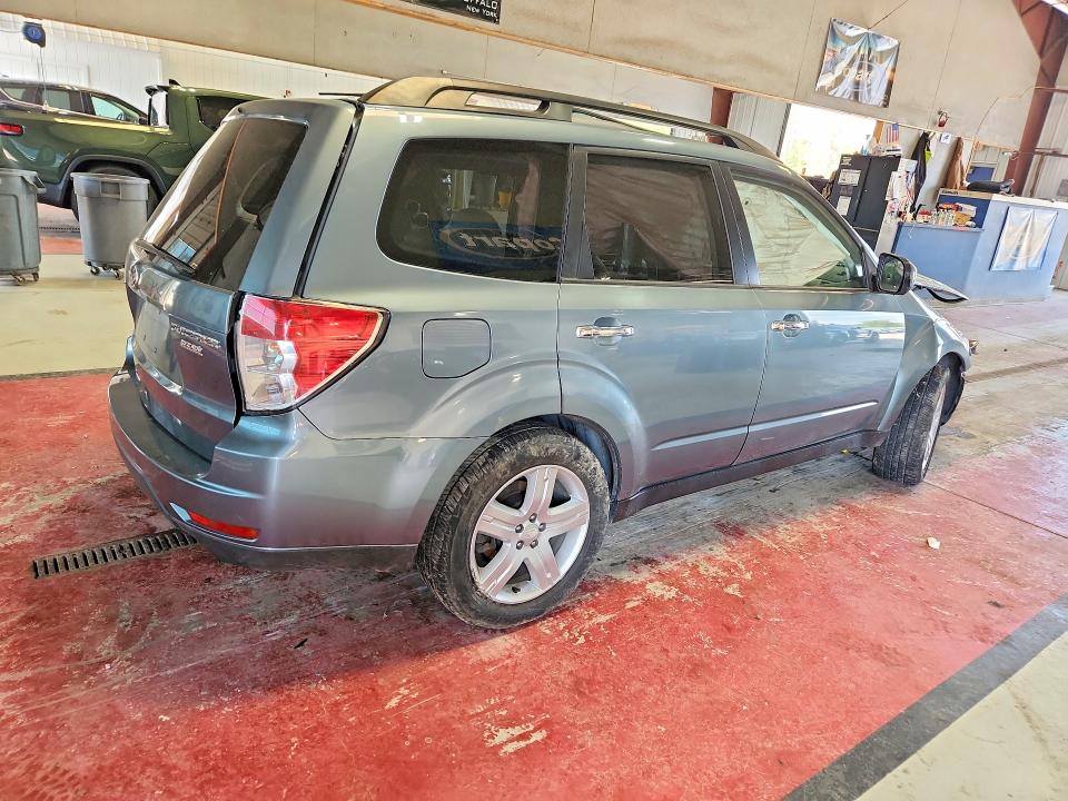 Photo 3 from auction – 2010 SUBARU FORESTER with VIN JF2SH6CCXAH805129