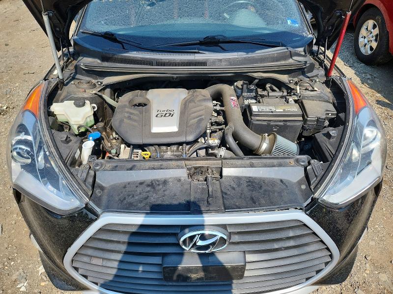 Photo 11 from auction – 2016 HYUNDAI VELOSTER with VIN KMHTC6AE0GU280907